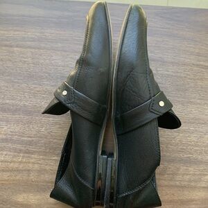 L’Intervalle black leather flat shoes size 37
